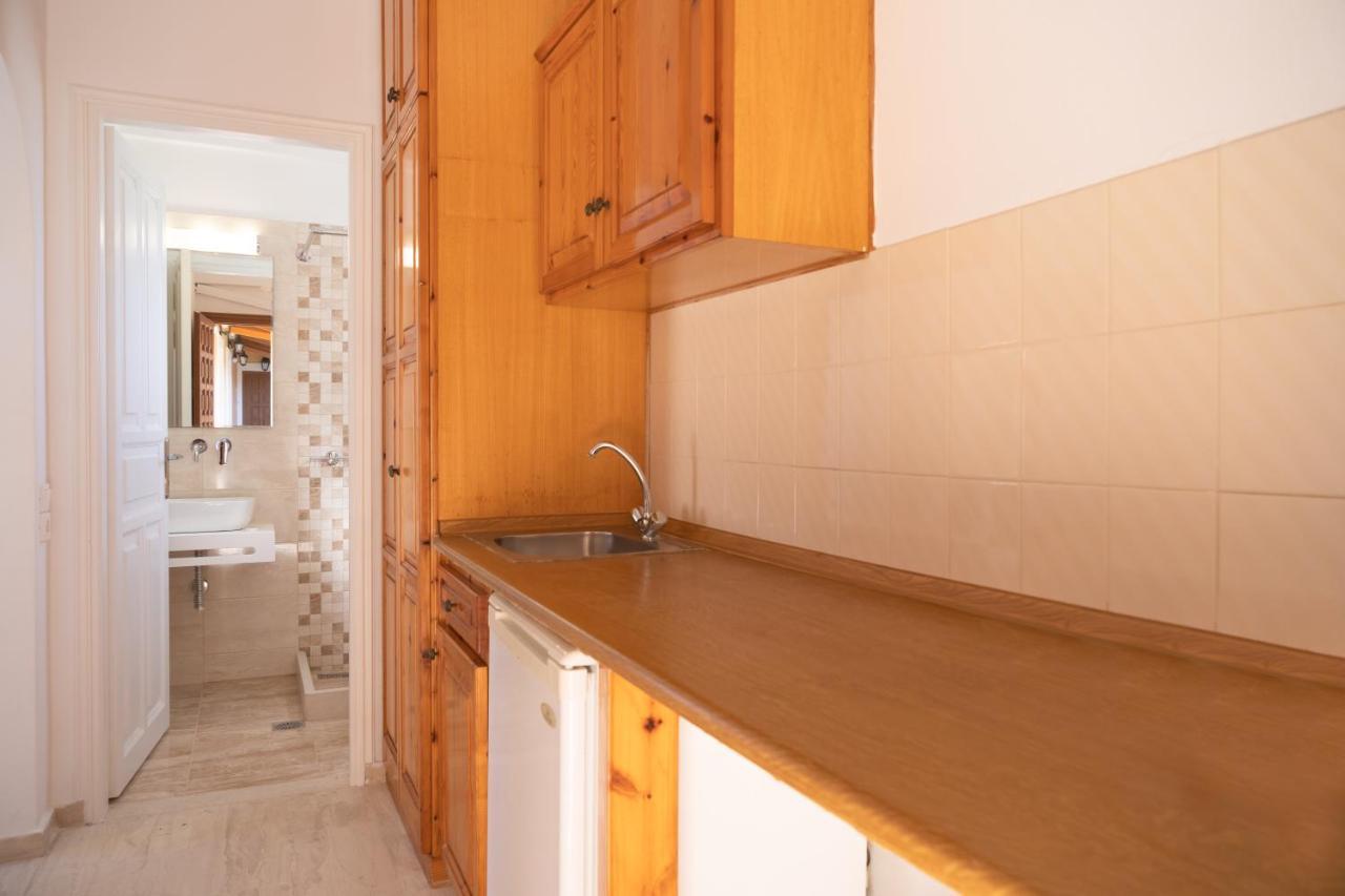 Athineos Apartment'S ดัสเซีย ภายนอก รูปภาพ